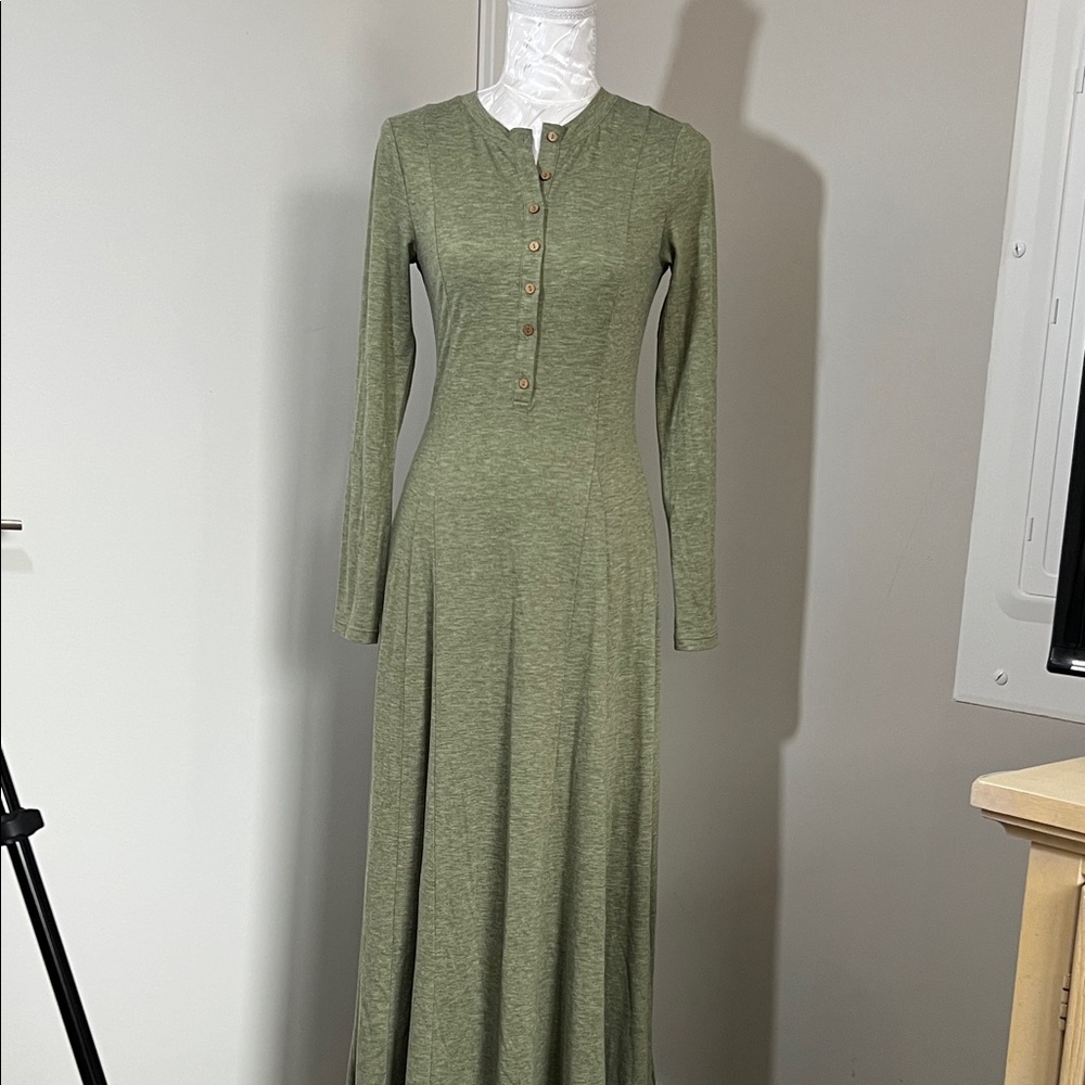 Halara NWT Olive Green Maxi Dress